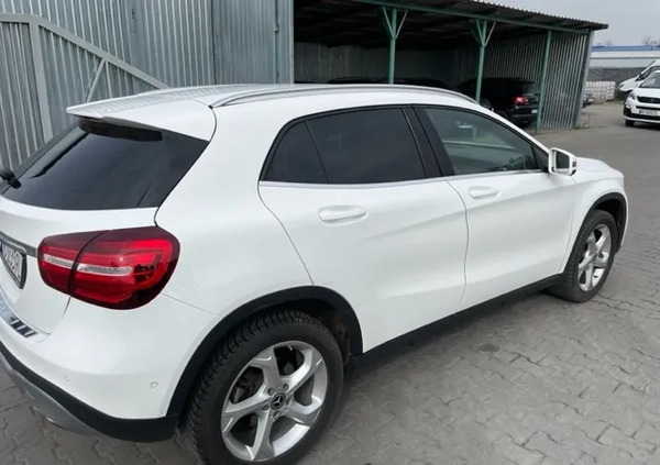 Mercedes-Benz GLA cena 109965 przebieg: 93000, rok produkcji 2019 z Garwolin małe 254